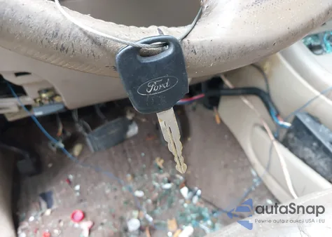 2001 Ford Expedition Eddie Bauer from USA, damaged, VIN 1FMFU18L11LA21597